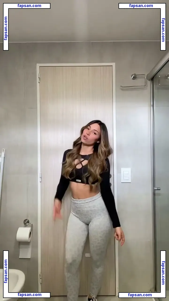 Pamela Benavente голая фото #0028 с Онлифанс