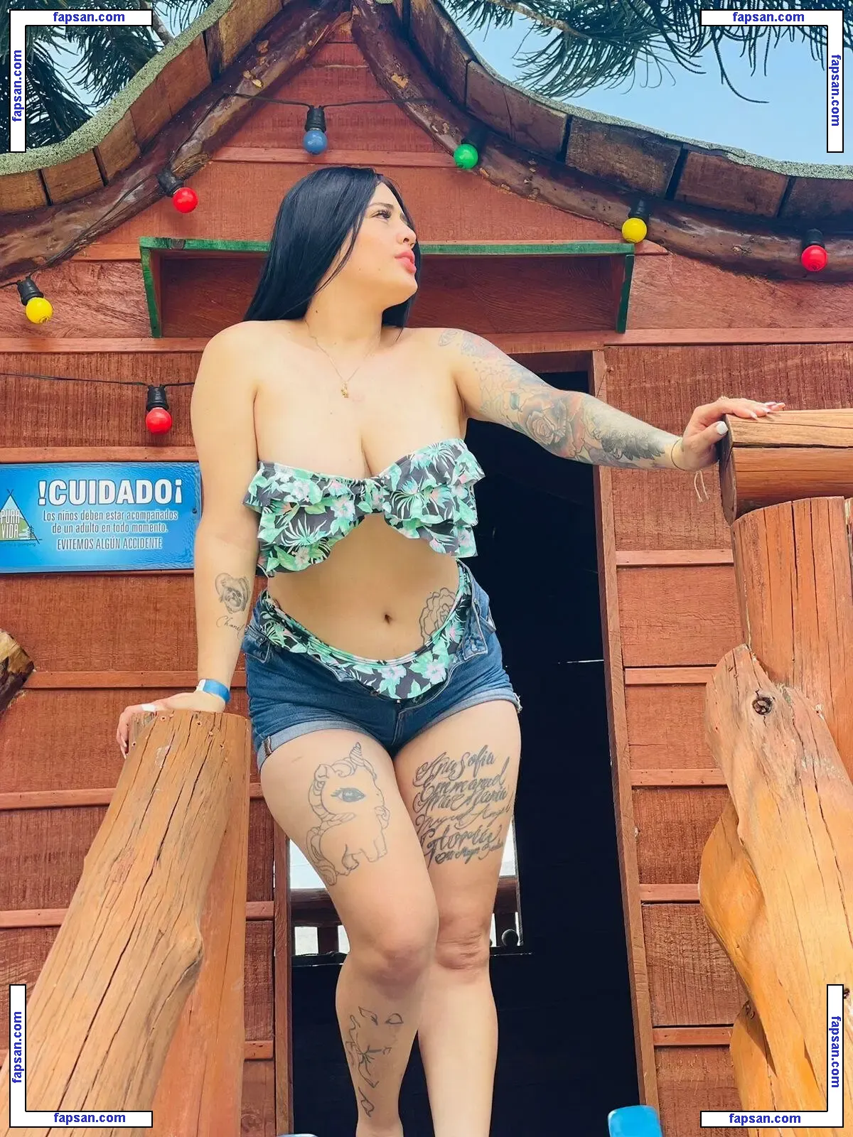 pamemiller1 nude photo #0002 from OnlyFans