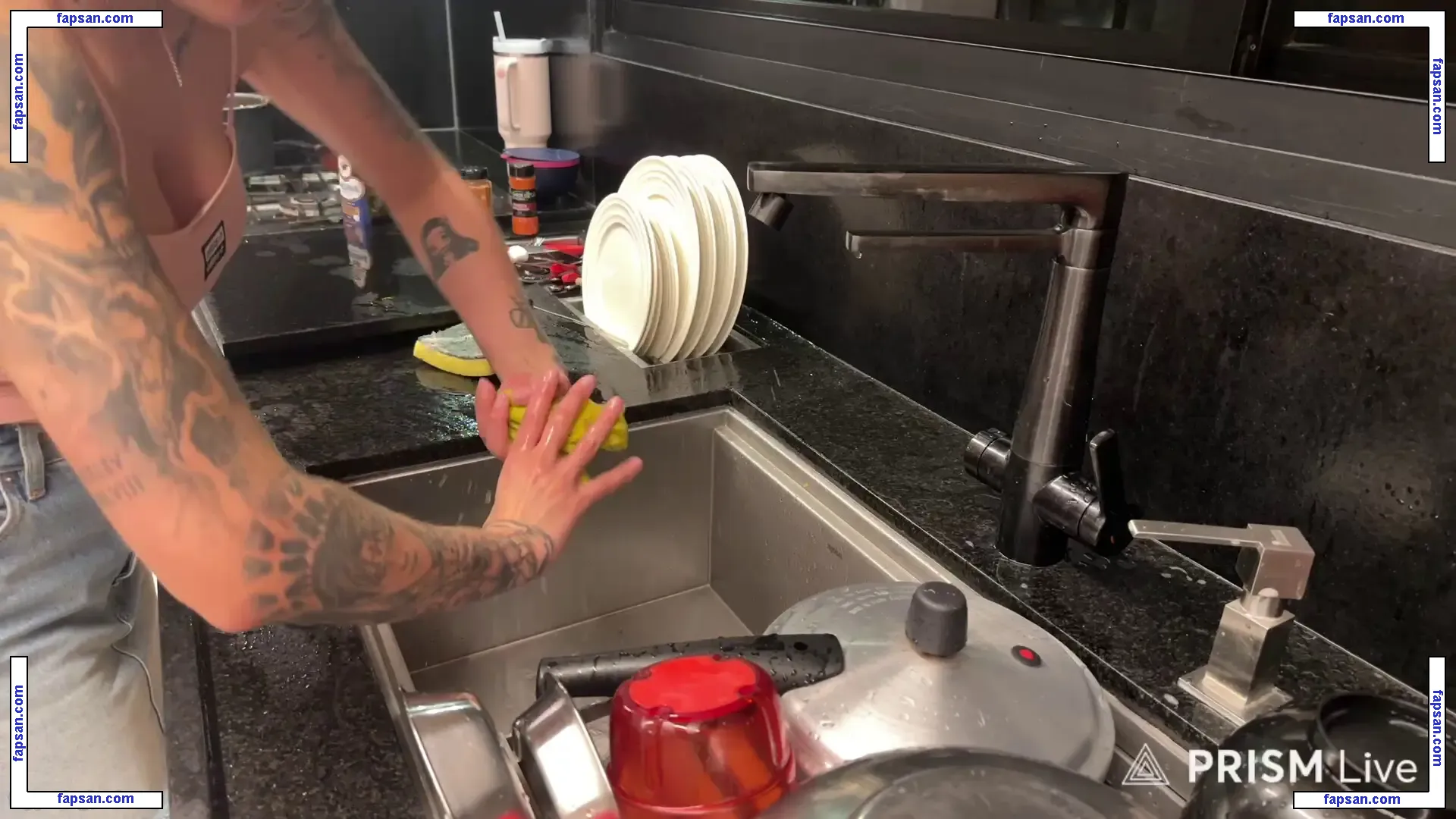 Pan Shibuya nude photo #0001 from OnlyFans