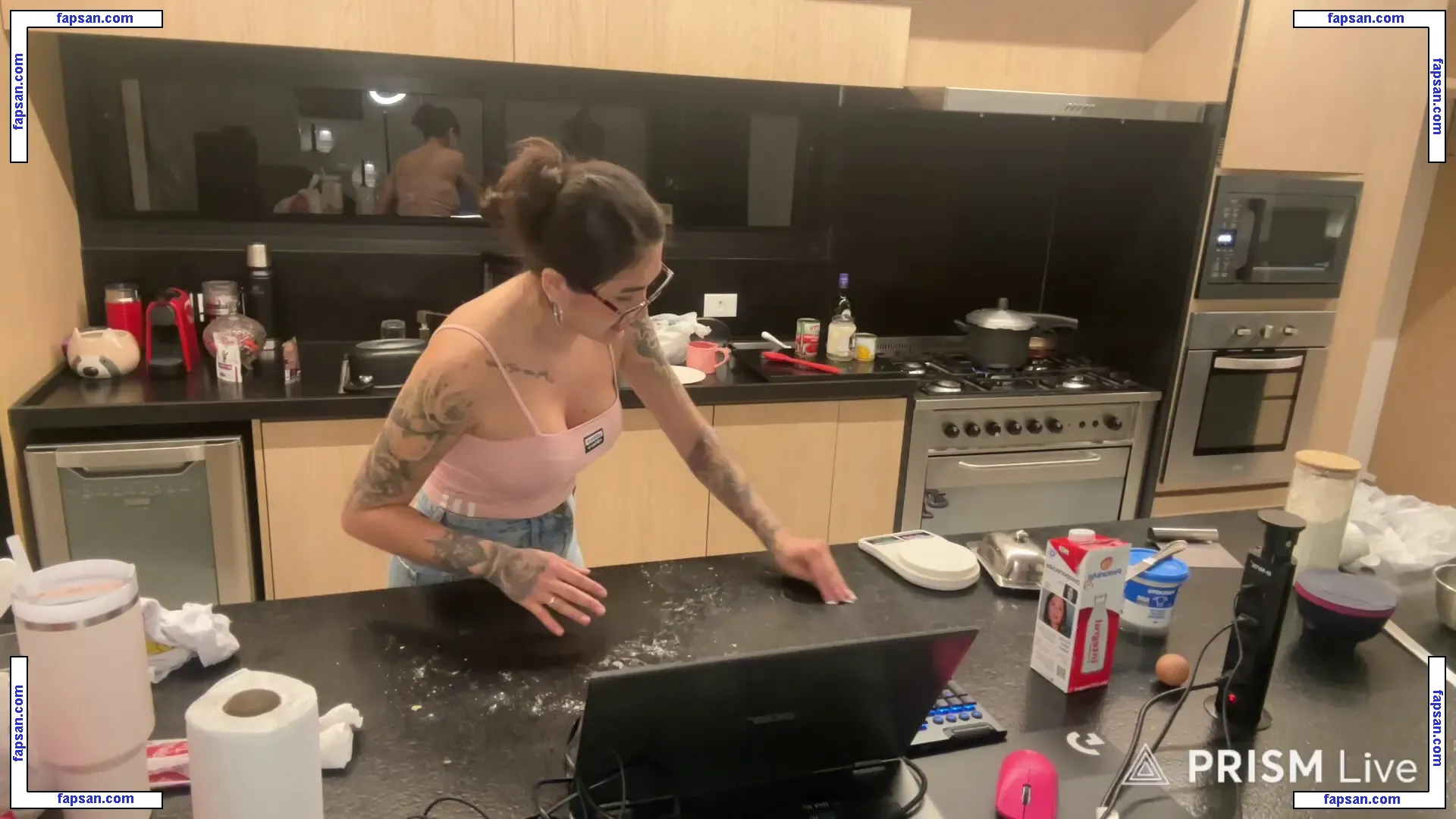 Pan Shibuya nude photo #0005 from OnlyFans