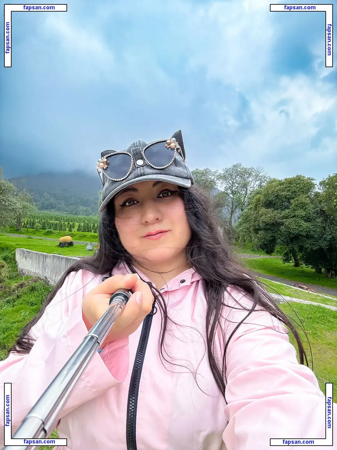 pangelvil nude photo #0004 from OnlyFans