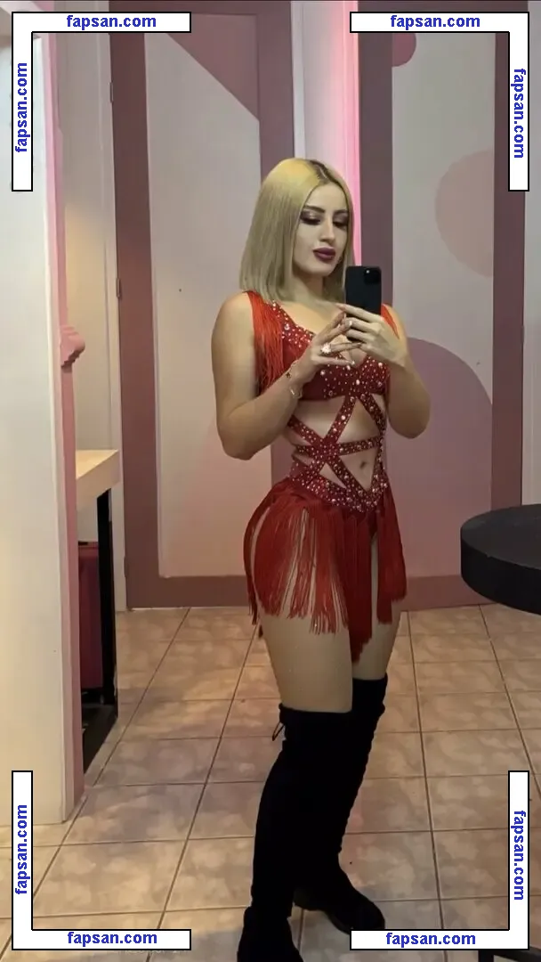 Paolacxs nude photo #0001 from OnlyFans