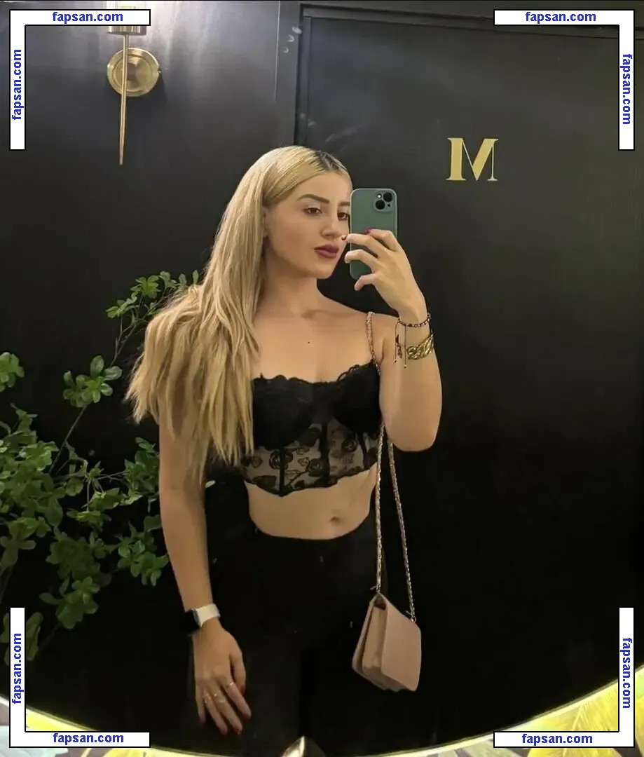 Paolacxs nude photo #0005 from OnlyFans