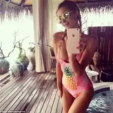 Paris Hilton голая #1090