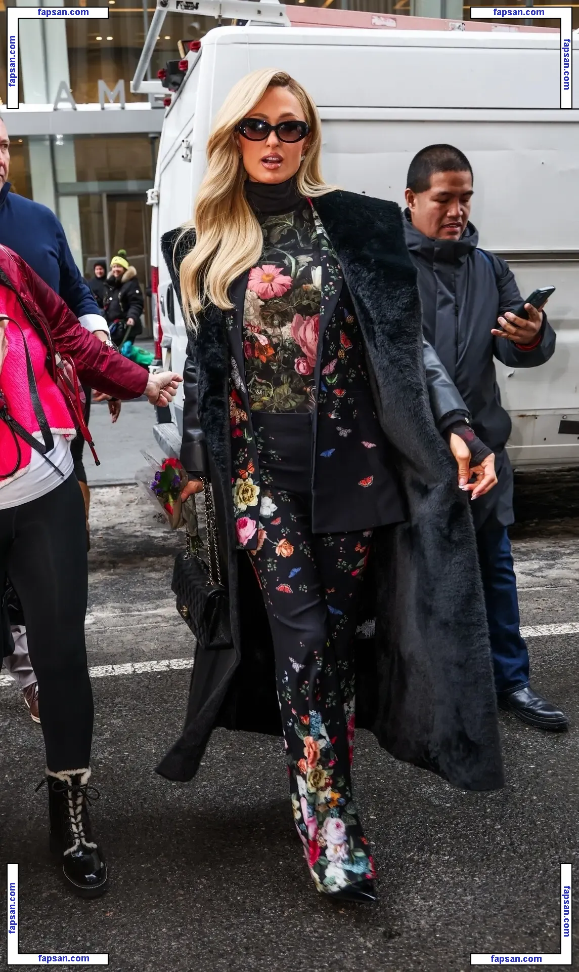 Paris Hilton голая фото #5083 с Онлифанс