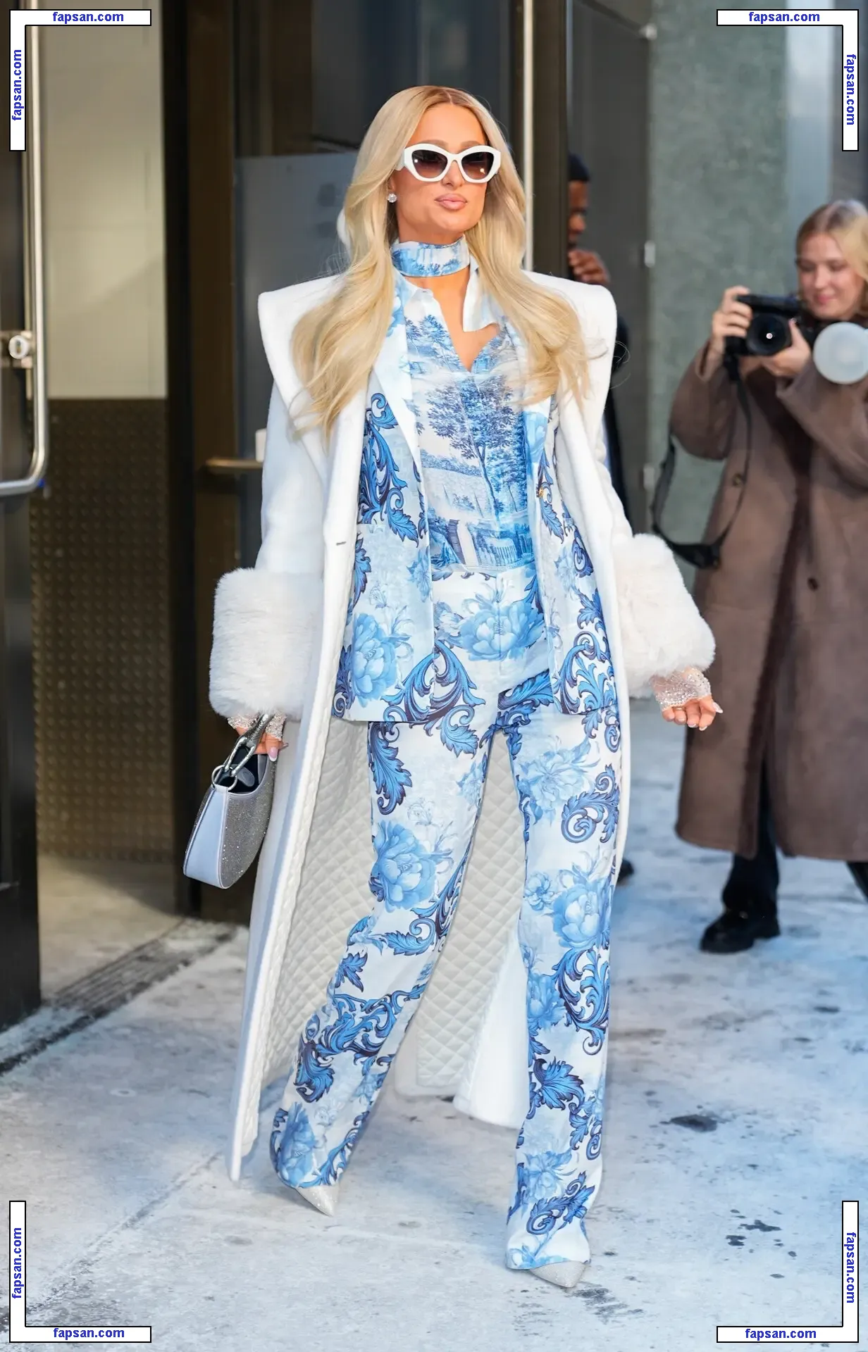 Paris Hilton голая фото #5088 с Онлифанс