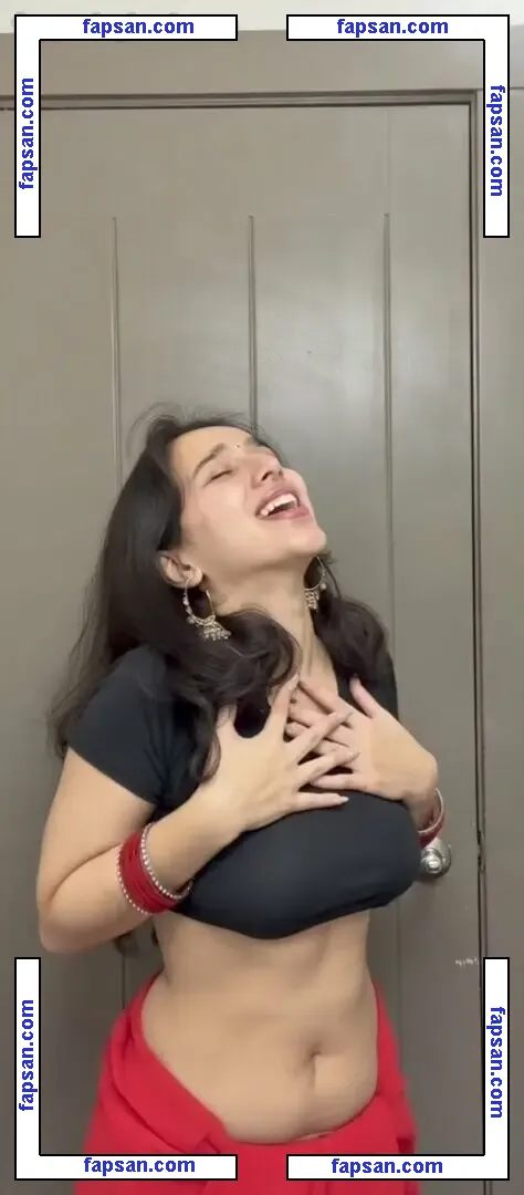 Parisianamours голая фото #0004 с Онлифанс