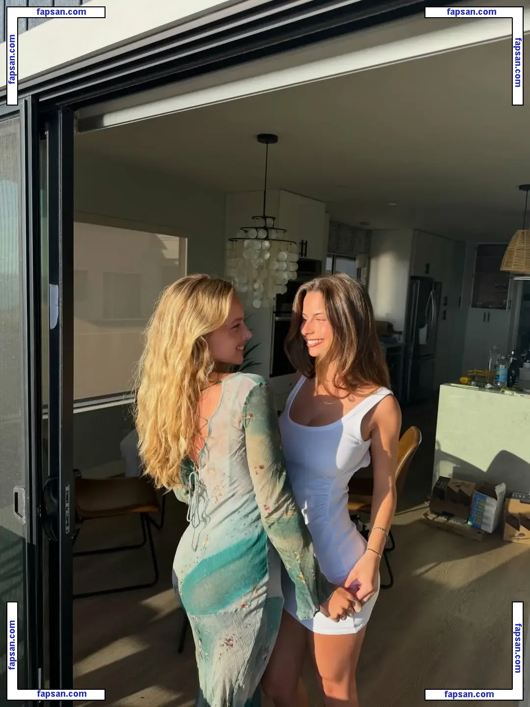 Parker Hines голая фото #0097 с Онлифанс