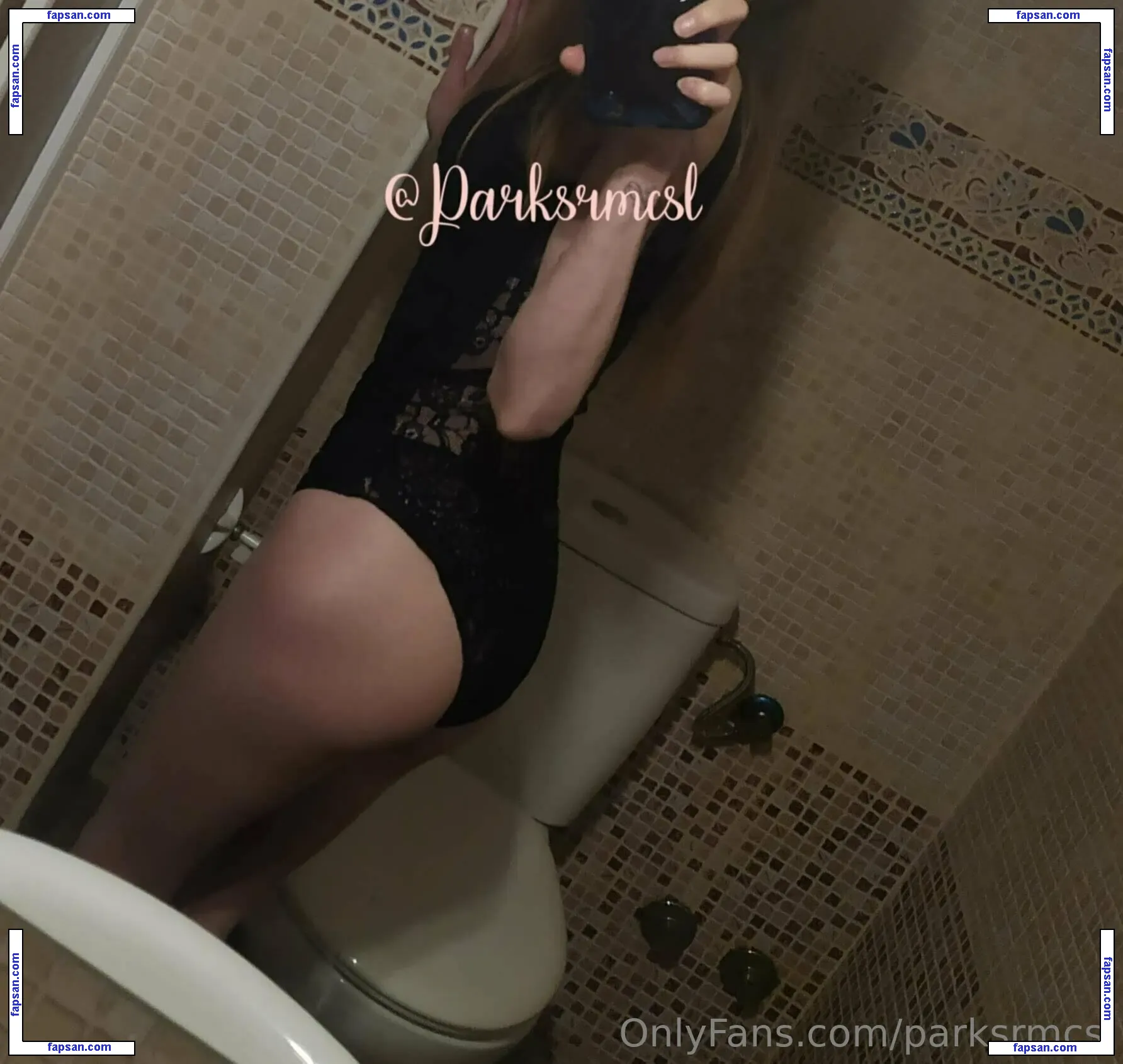 parksrmcsl nude photo #0002 from OnlyFans