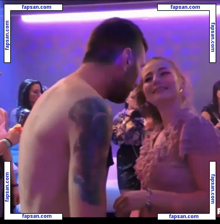 Party Hardcore голая фото #0060 с Онлифанс