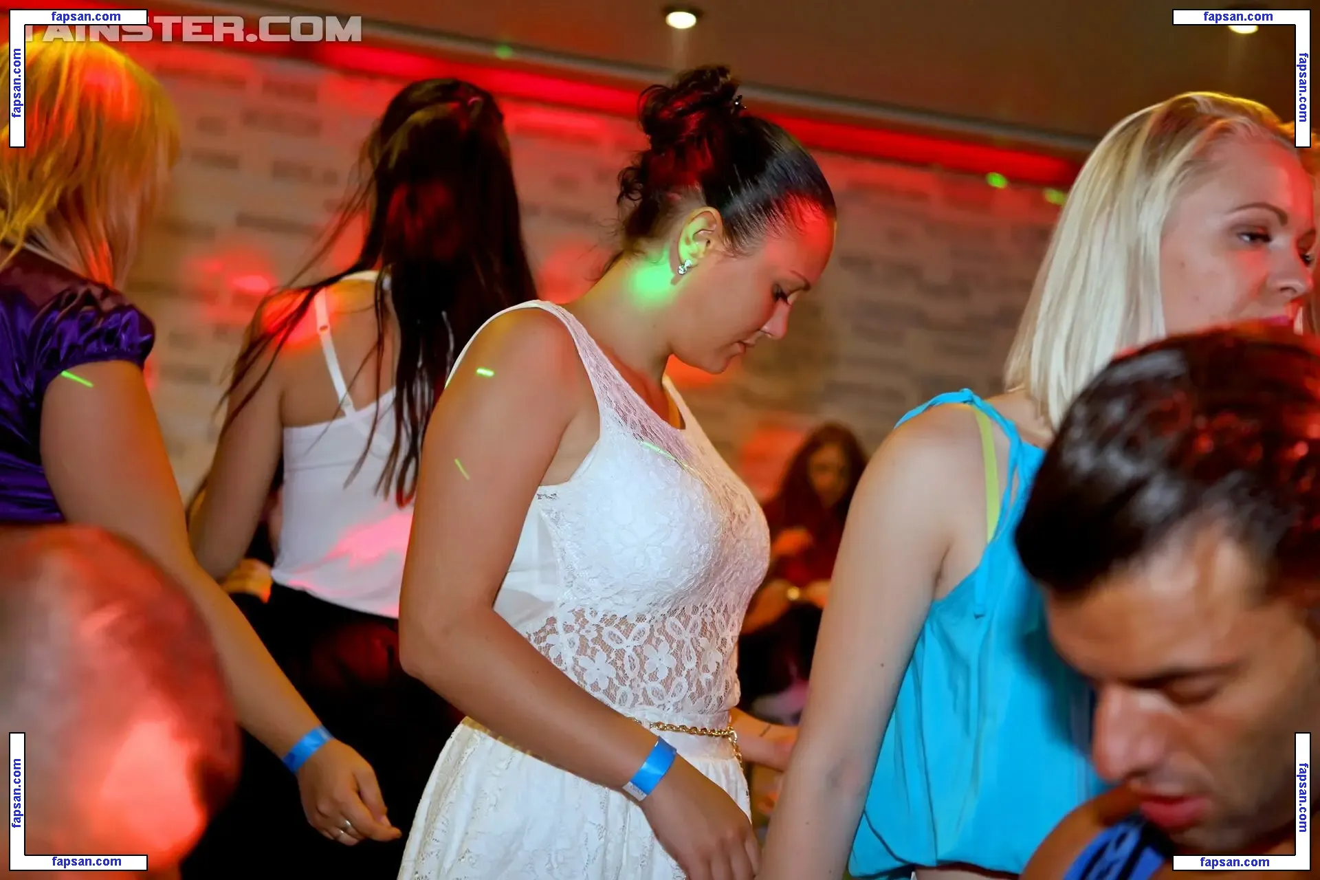 Party Hardcore голая фото #0087 с Онлифанс