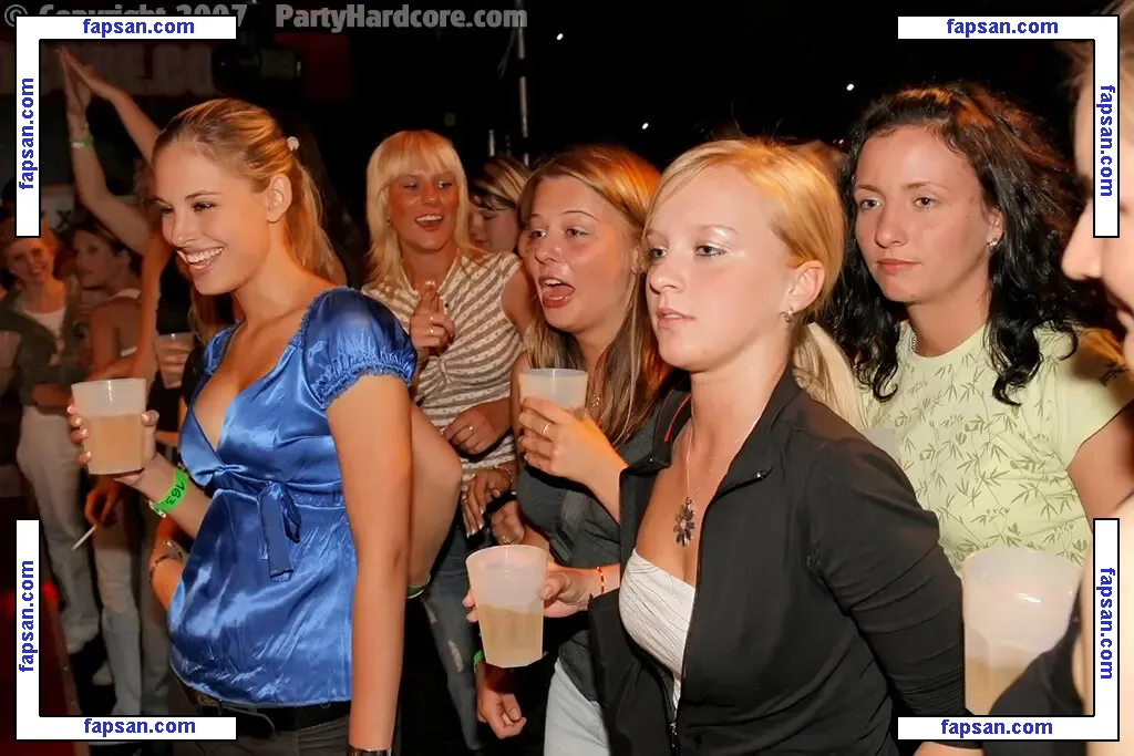 Party Hardcore голая фото #0119 с Онлифанс