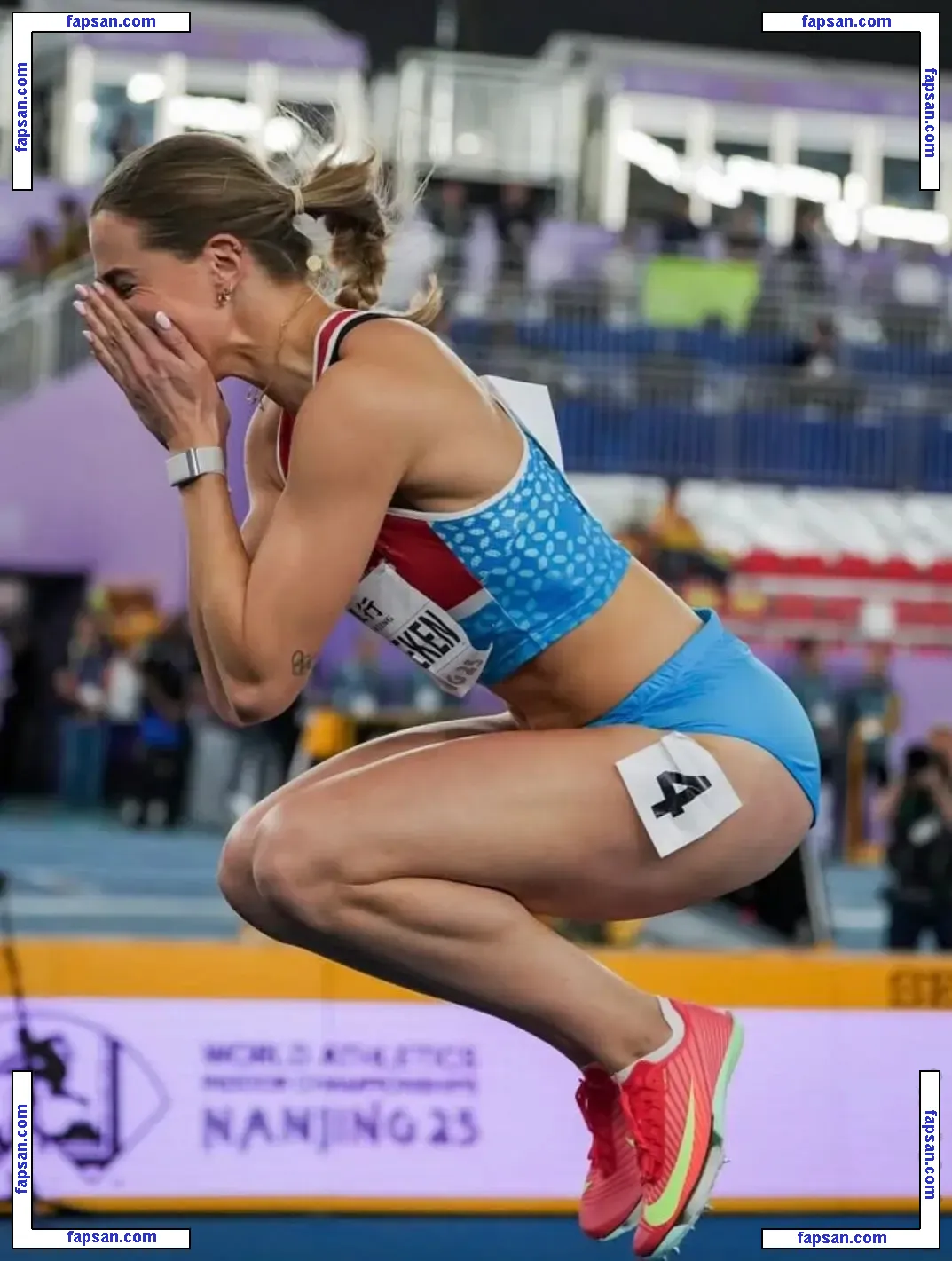 Patrizia Van Der Weken голая фото #0010 с Онлифанс