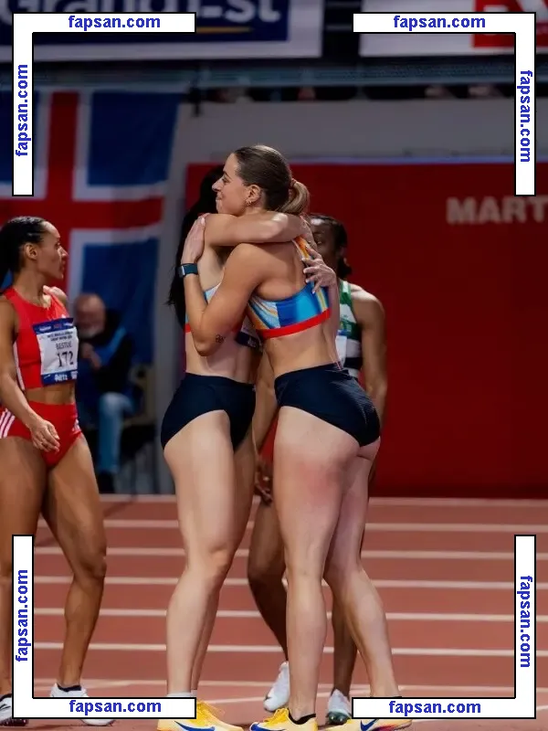 Patrizia Van Der Weken голая фото #0016 с Онлифанс