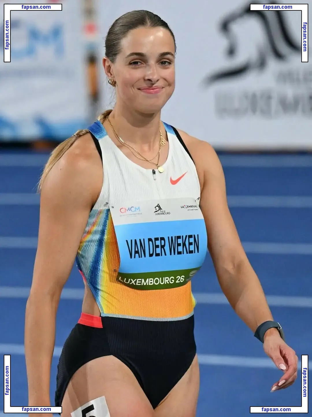 Patrizia Van Der Weken голая фото #0019 с Онлифанс