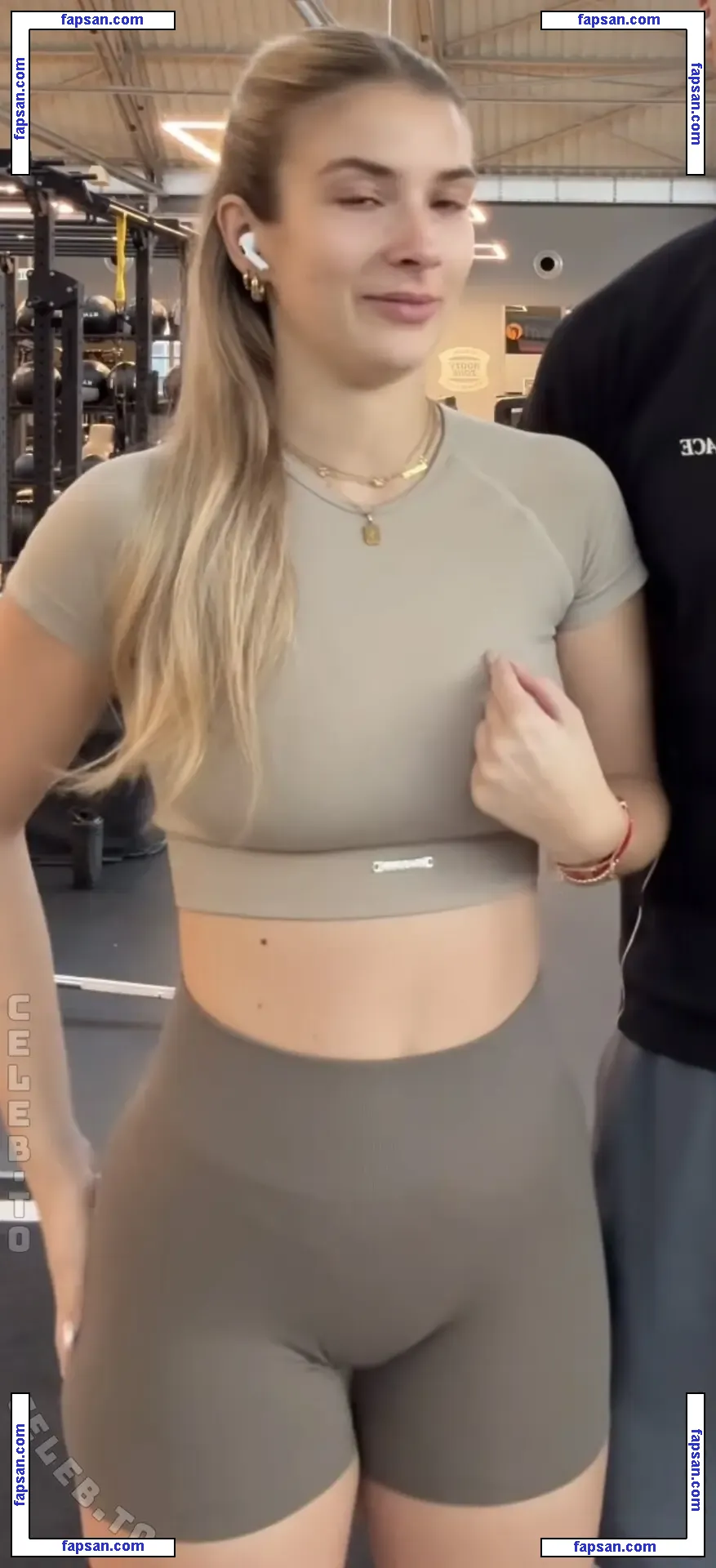 Paula Doeringer голая фото #0135 с Онлифанс