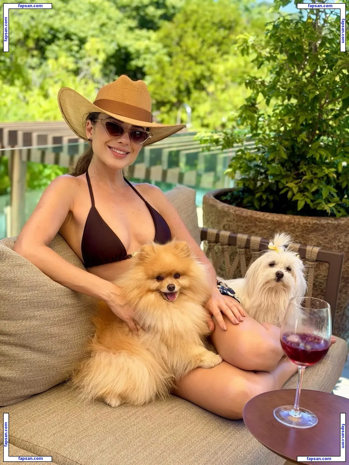 Paula Fernandes nude photo #0064 from OnlyFans