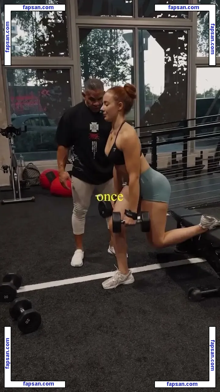 Paula Sanchiz Paulattier nude photo #0005 from OnlyFans