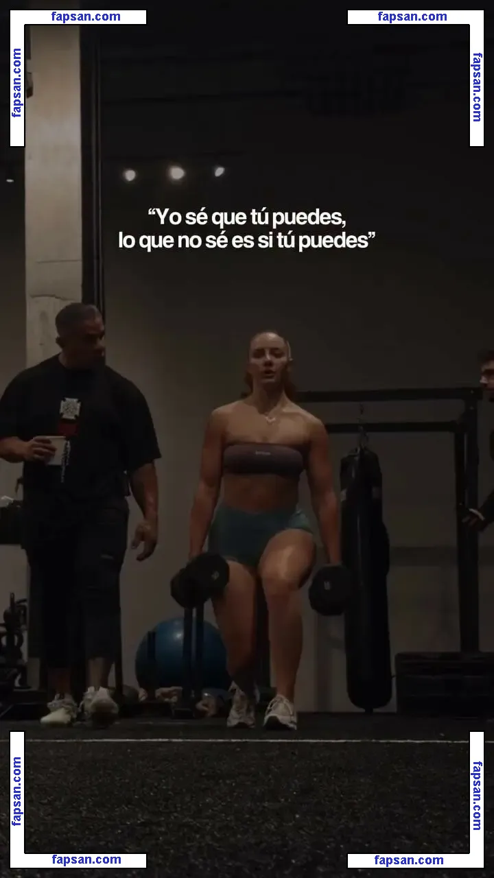 Paula Sanchiz Paulattier nude photo #0012 from OnlyFans