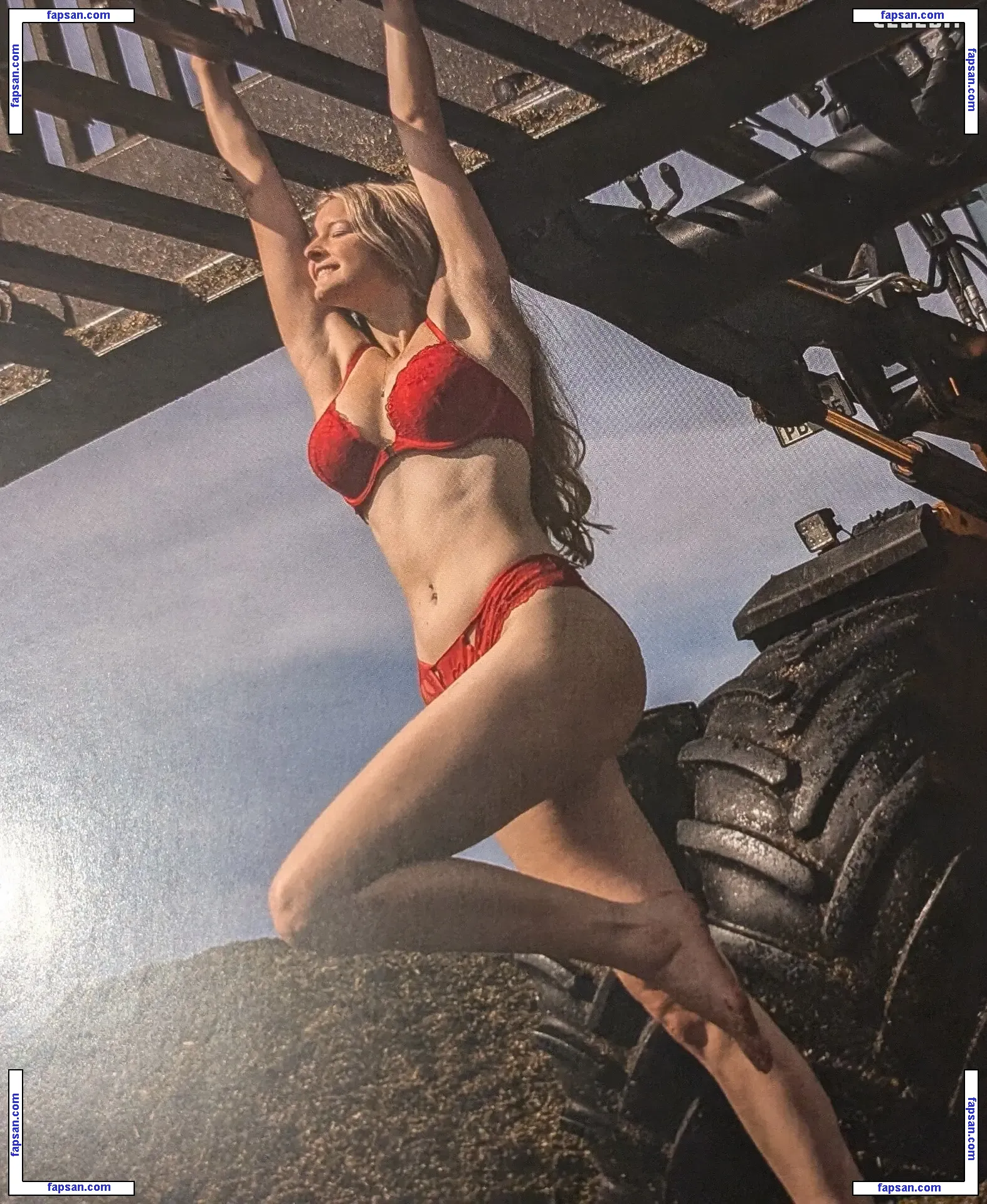 Paulas Landleben nude photo #0035 from OnlyFans
