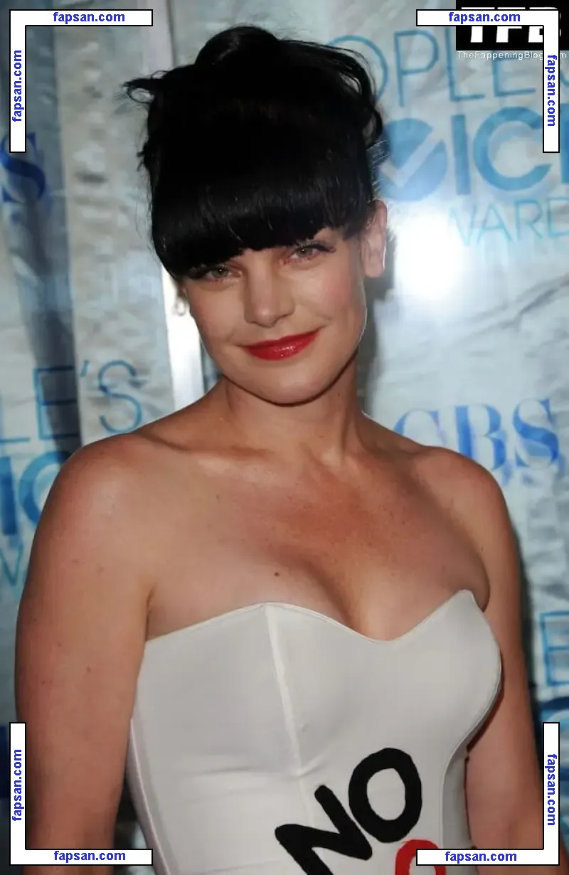 Pauley Perrette nude photo #0023 from OnlyFans