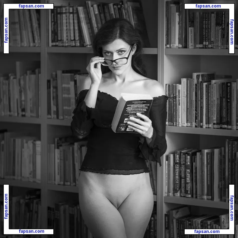 Paulina Orłowska nude photo #0020 from OnlyFans