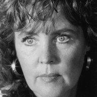 Pauline Collins