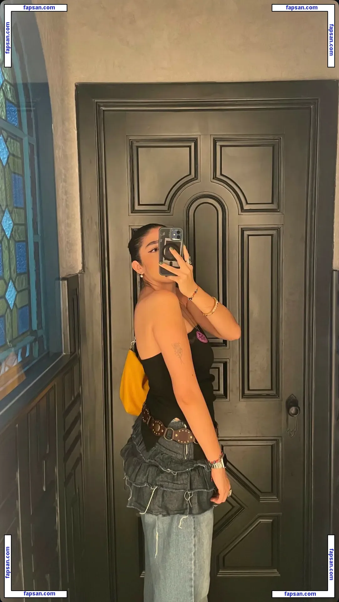 paumove голая фото #0032 с Онлифанс