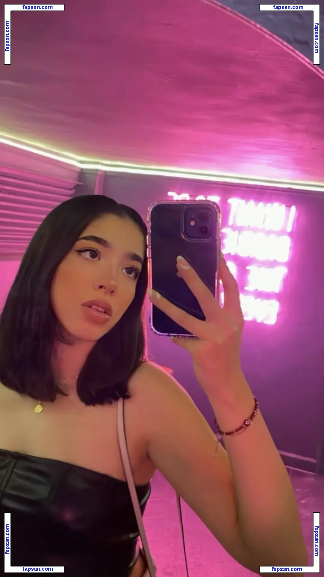 paumove голая фото #0040 с Онлифанс