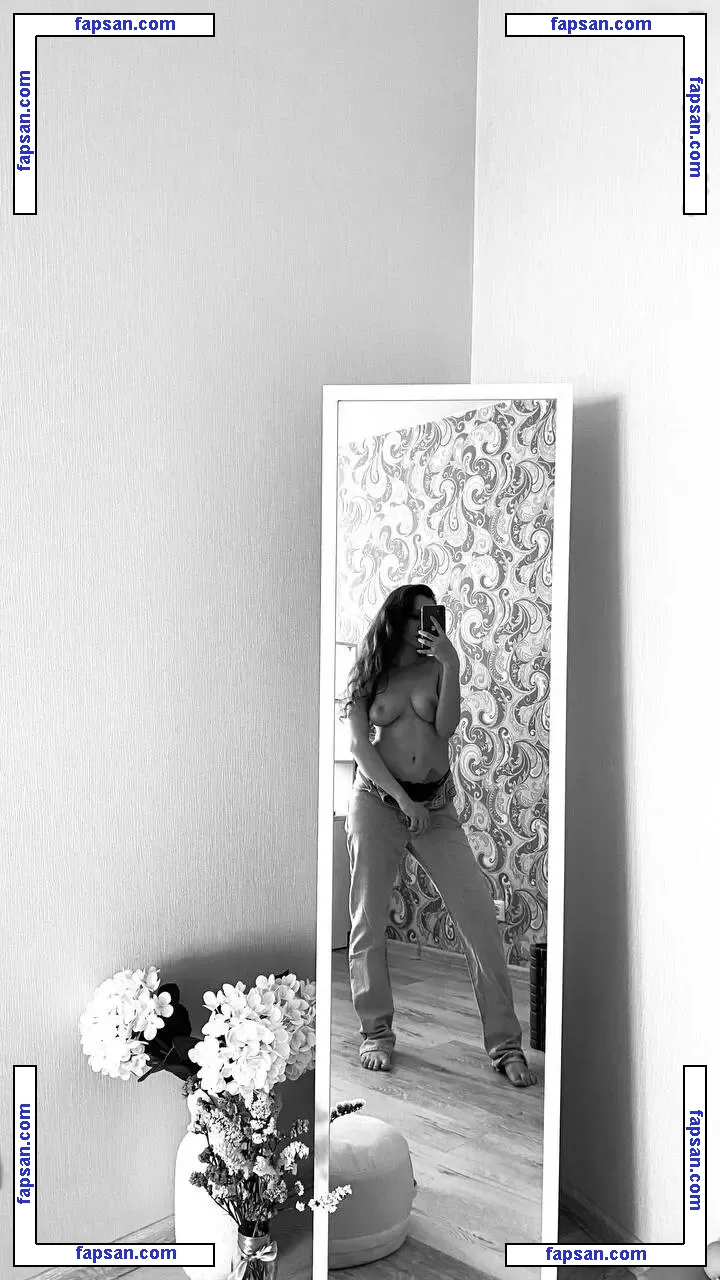 pavlova.olga.fit nude photo #0026 from OnlyFans