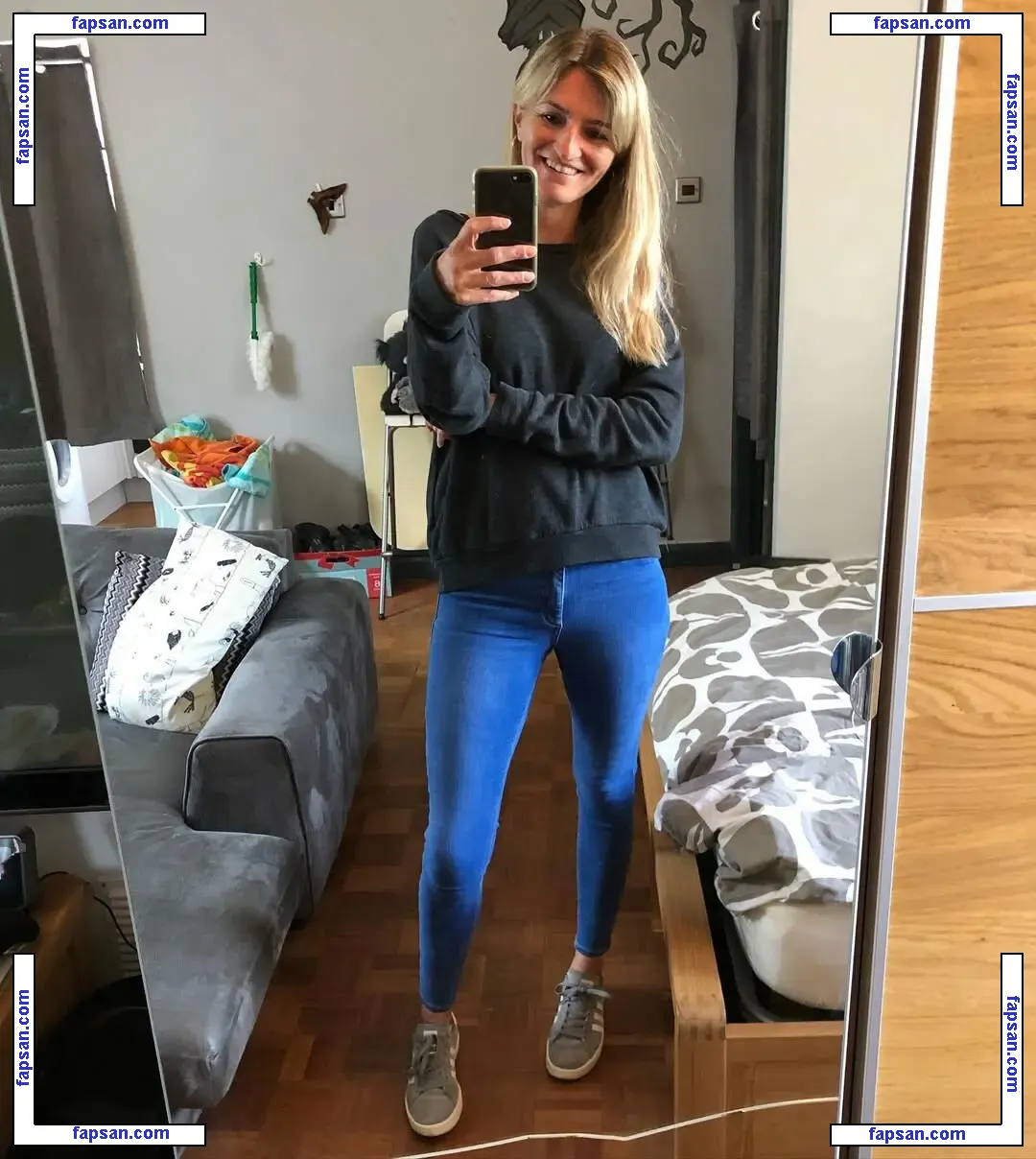 payingformydivorce nude photo #0001 from OnlyFans