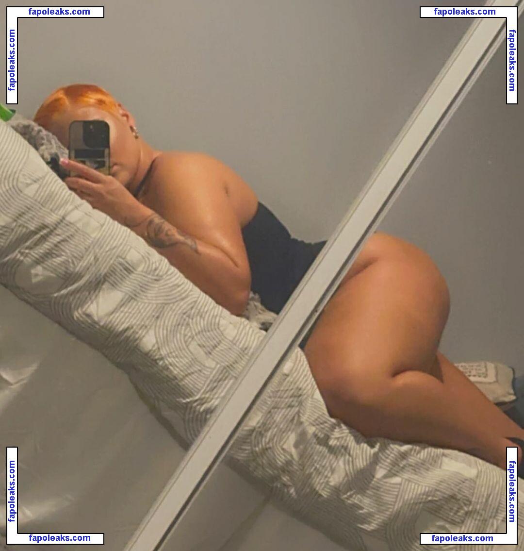 Peaches / peaches_inthecut / peachesnisker nude photo #0010 from OnlyFans