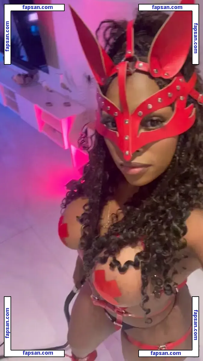 Peachsofine nude photo #0001 from OnlyFans