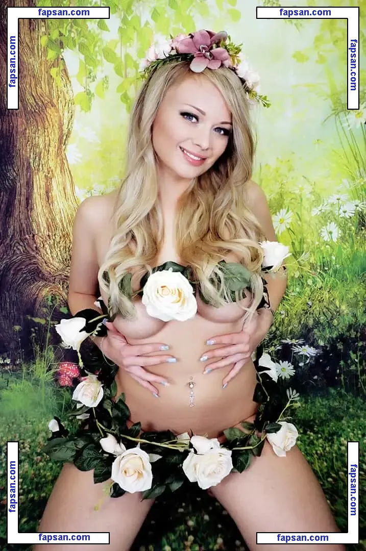 PeachySkye nude photo #0028 from OnlyFans