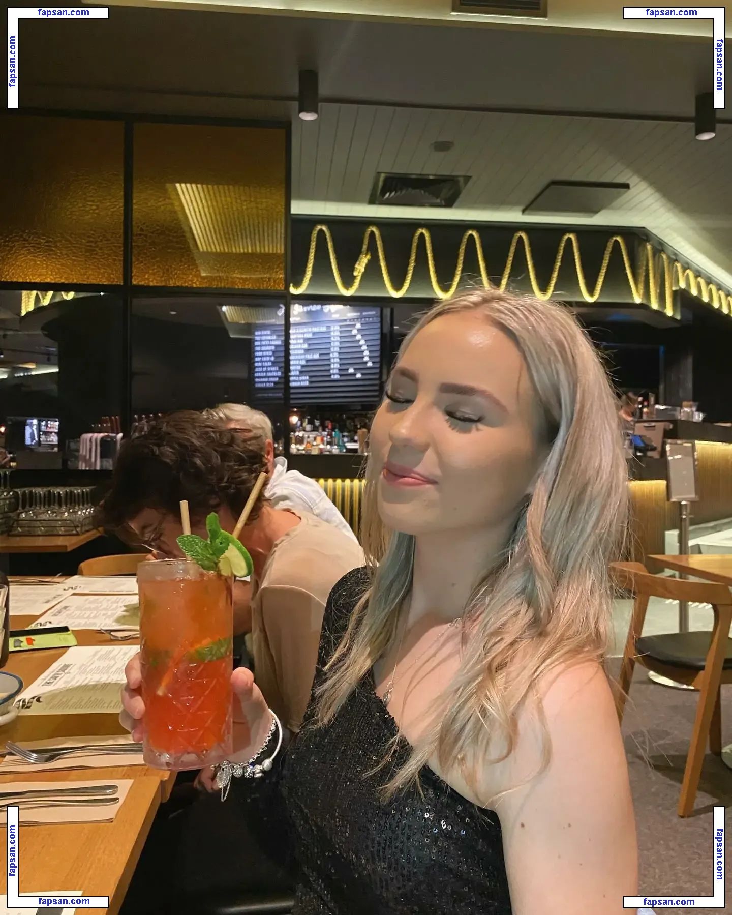 Pearl Farley nude photo #0041 from OnlyFans