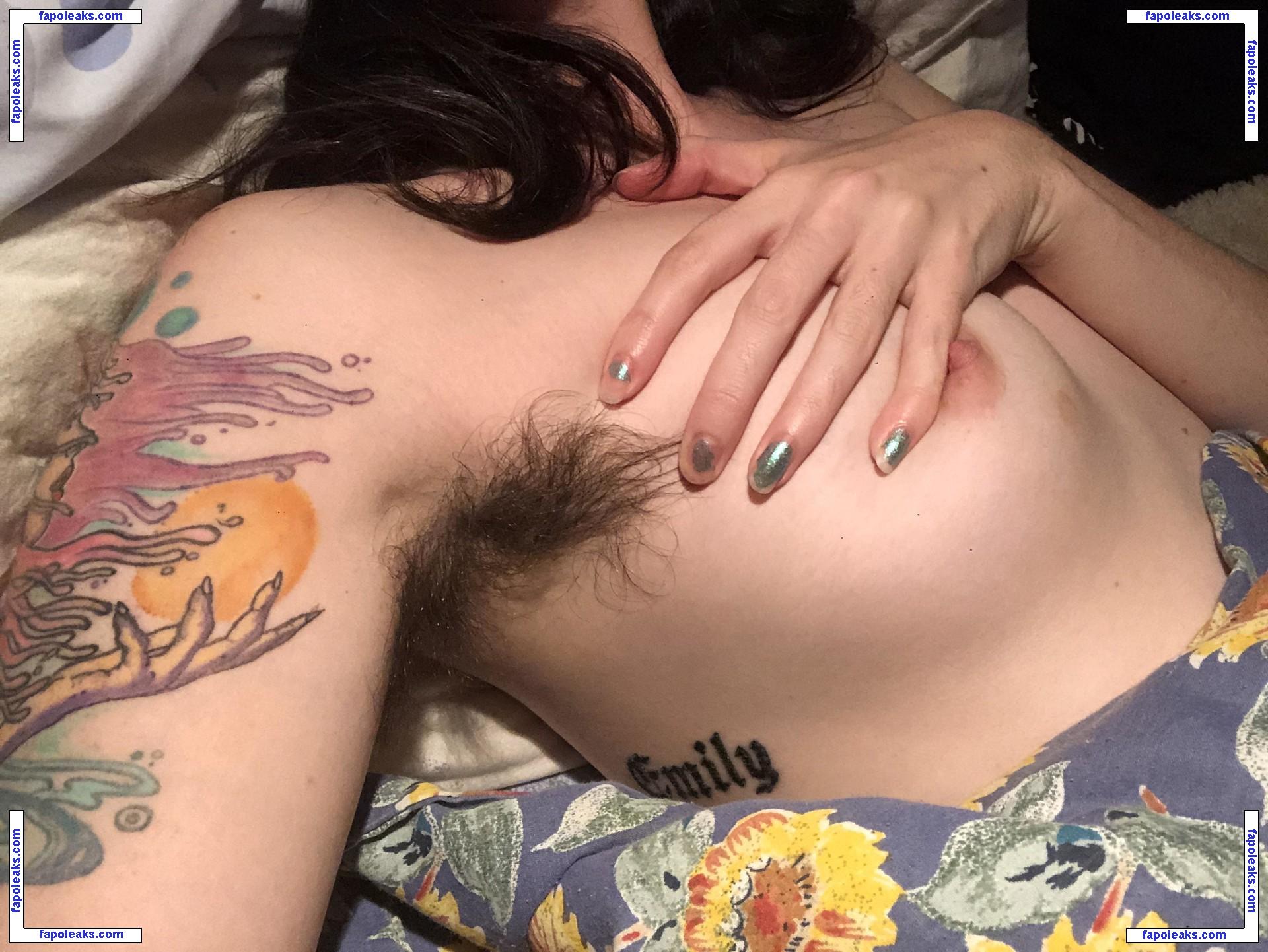 Pearlygirly06 / pearl_thespringer nude photo #0005 from OnlyFans