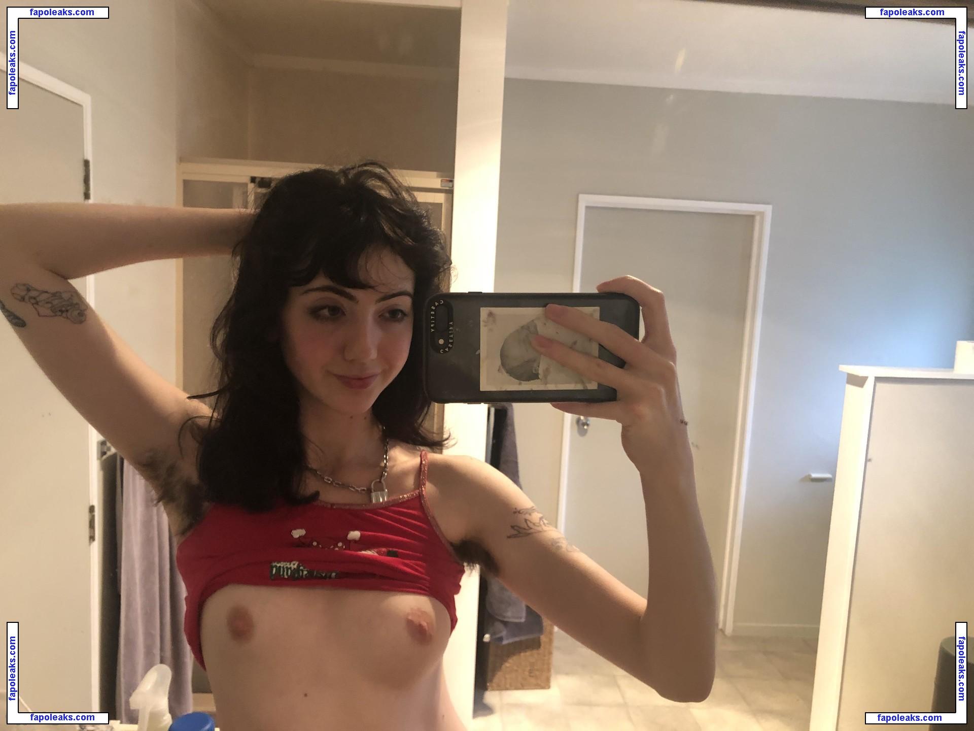 Pearlygirly06 / pearl_thespringer nude photo #0021 from OnlyFans