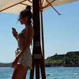 Pelin Akil голая #0012