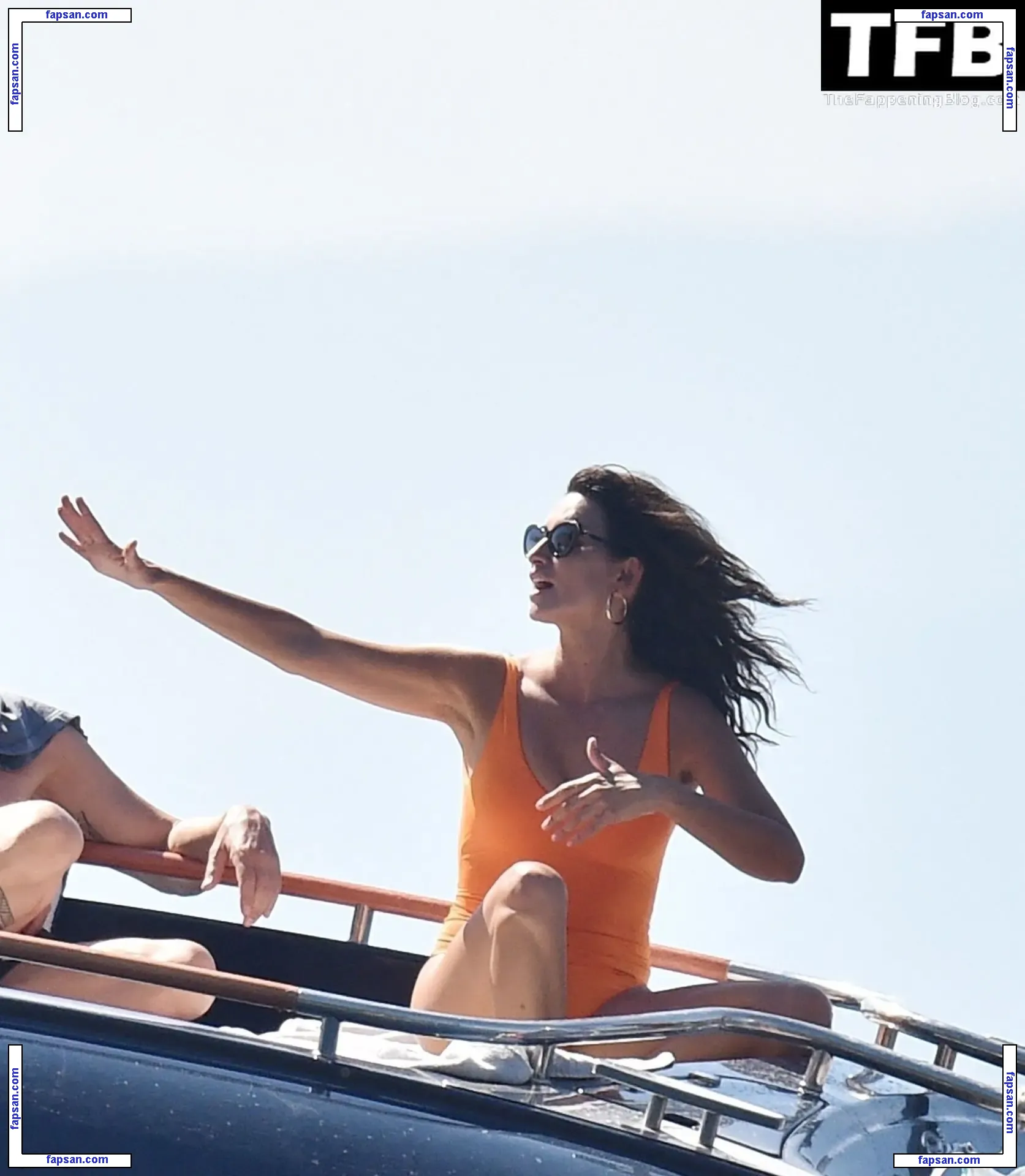 Penélope Cruz nude photo #1270 from OnlyFans