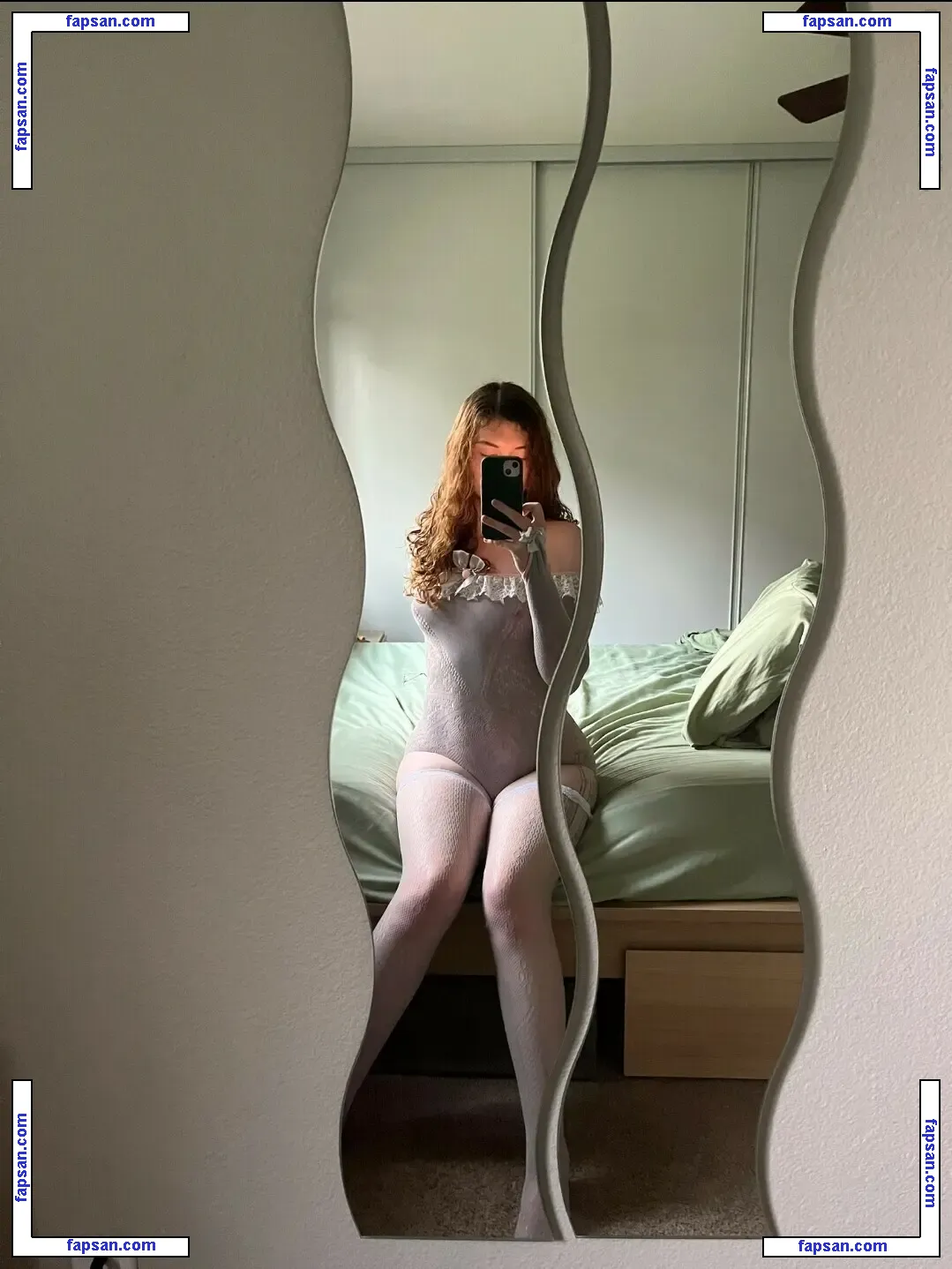 Pepperbells nude photo #0041 from OnlyFans