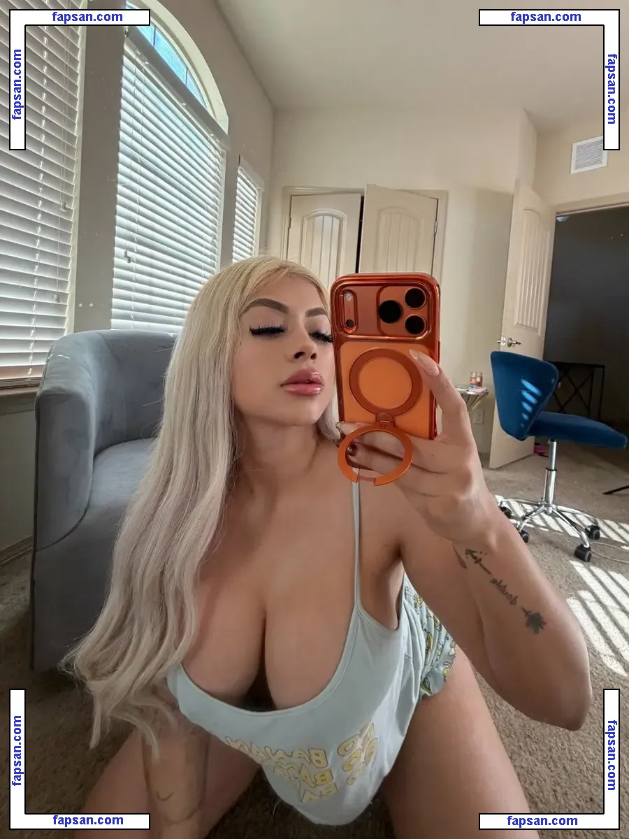 Perla Asollozo nude photo #0001 from OnlyFans