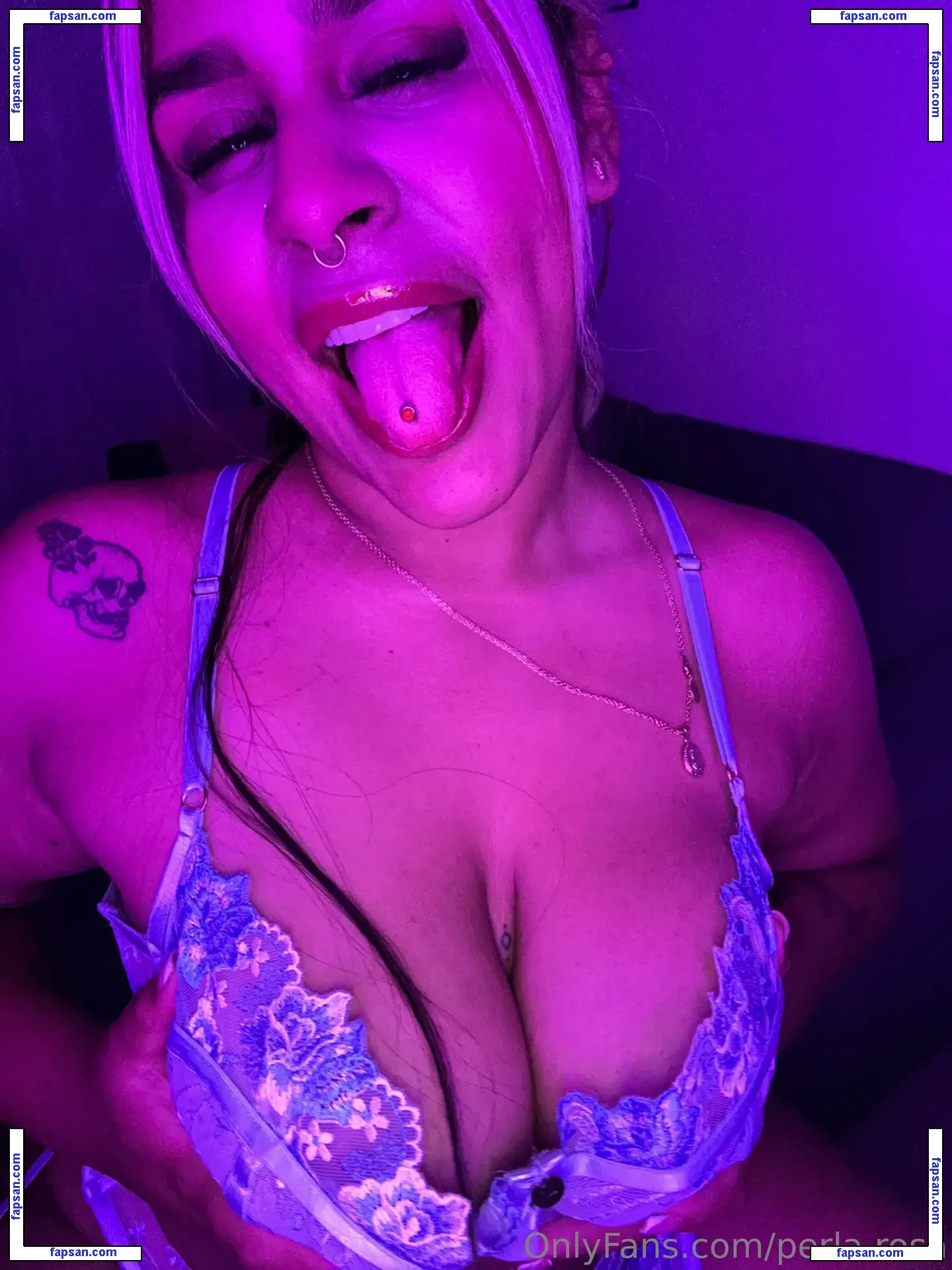 perla.rosa nude photo #0010 from OnlyFans