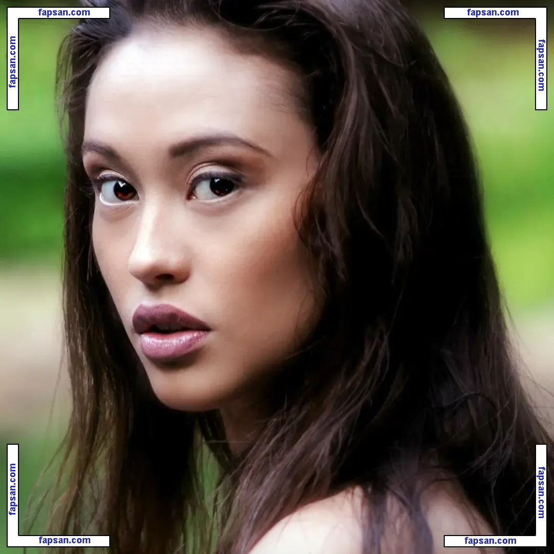 Perpetua Smith голая фото #0013 с Онлифанс