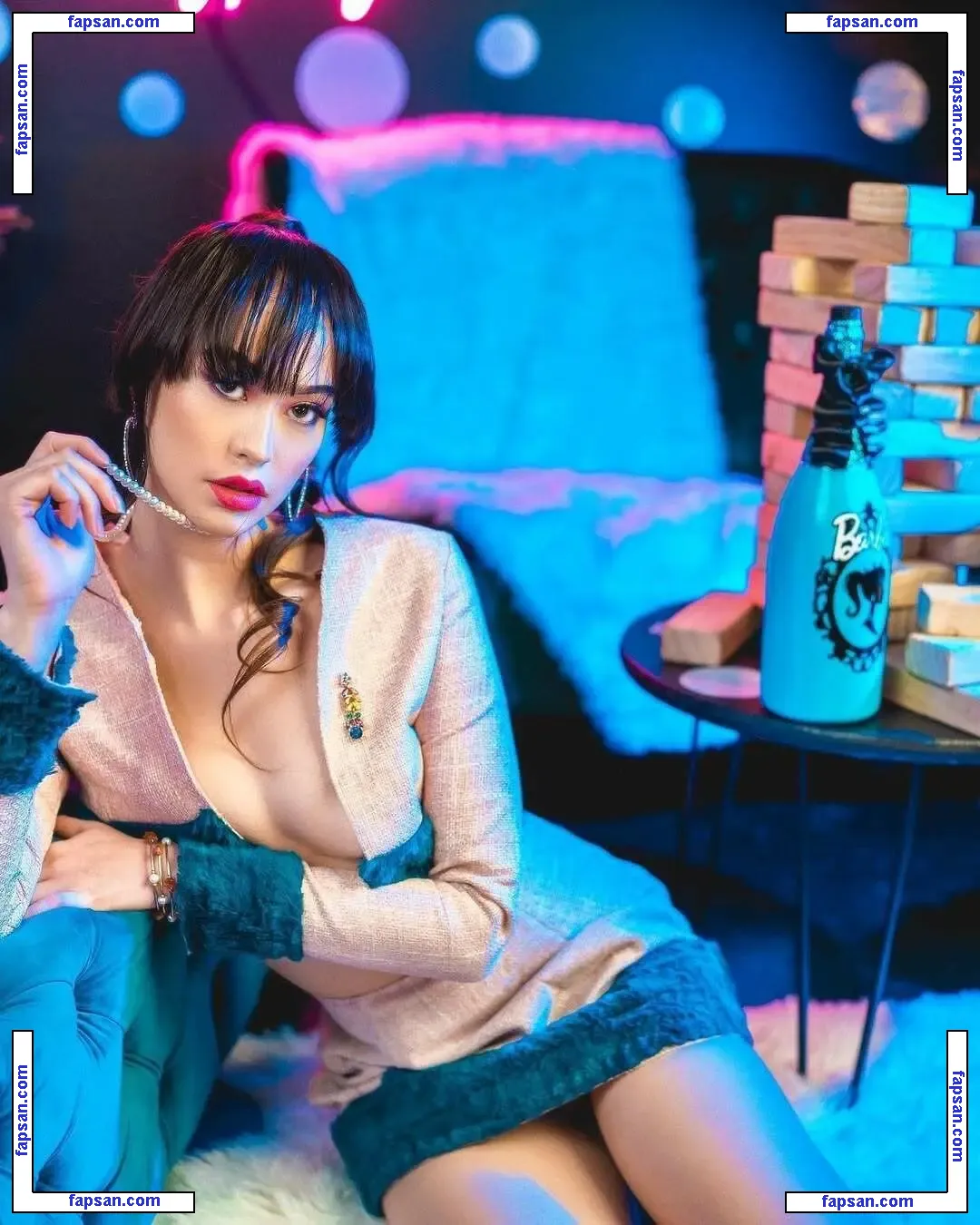 Perpetua Smith голая фото #0017 с Онлифанс