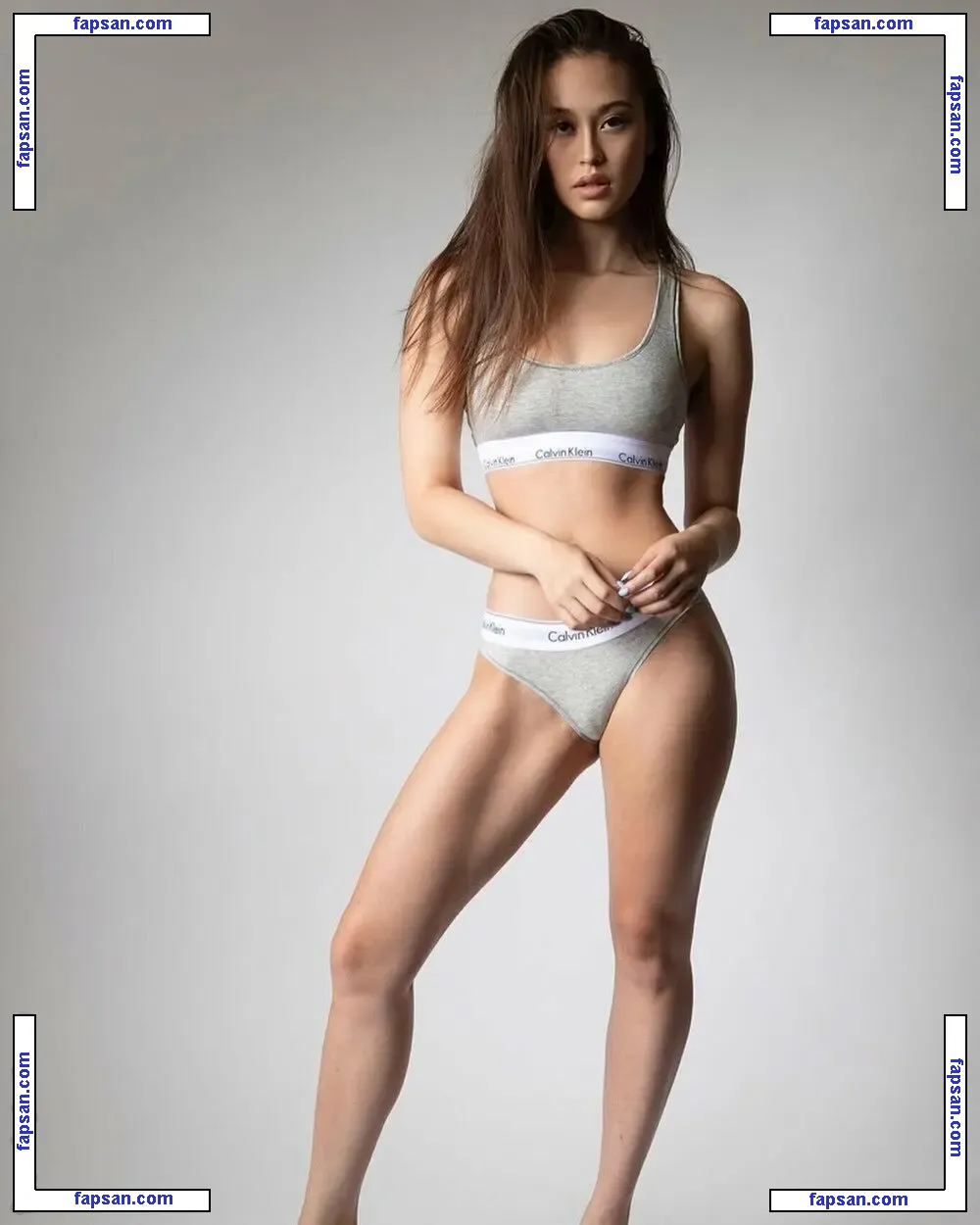 Perpetua Smith голая фото #0022 с Онлифанс