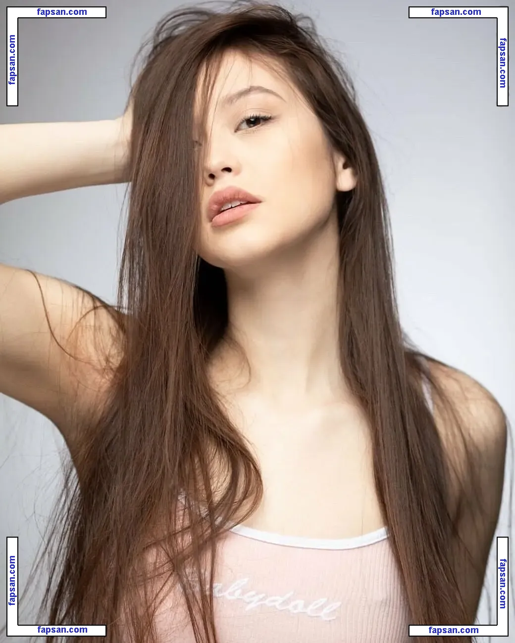 Perpetua Smith голая фото #0036 с Онлифанс