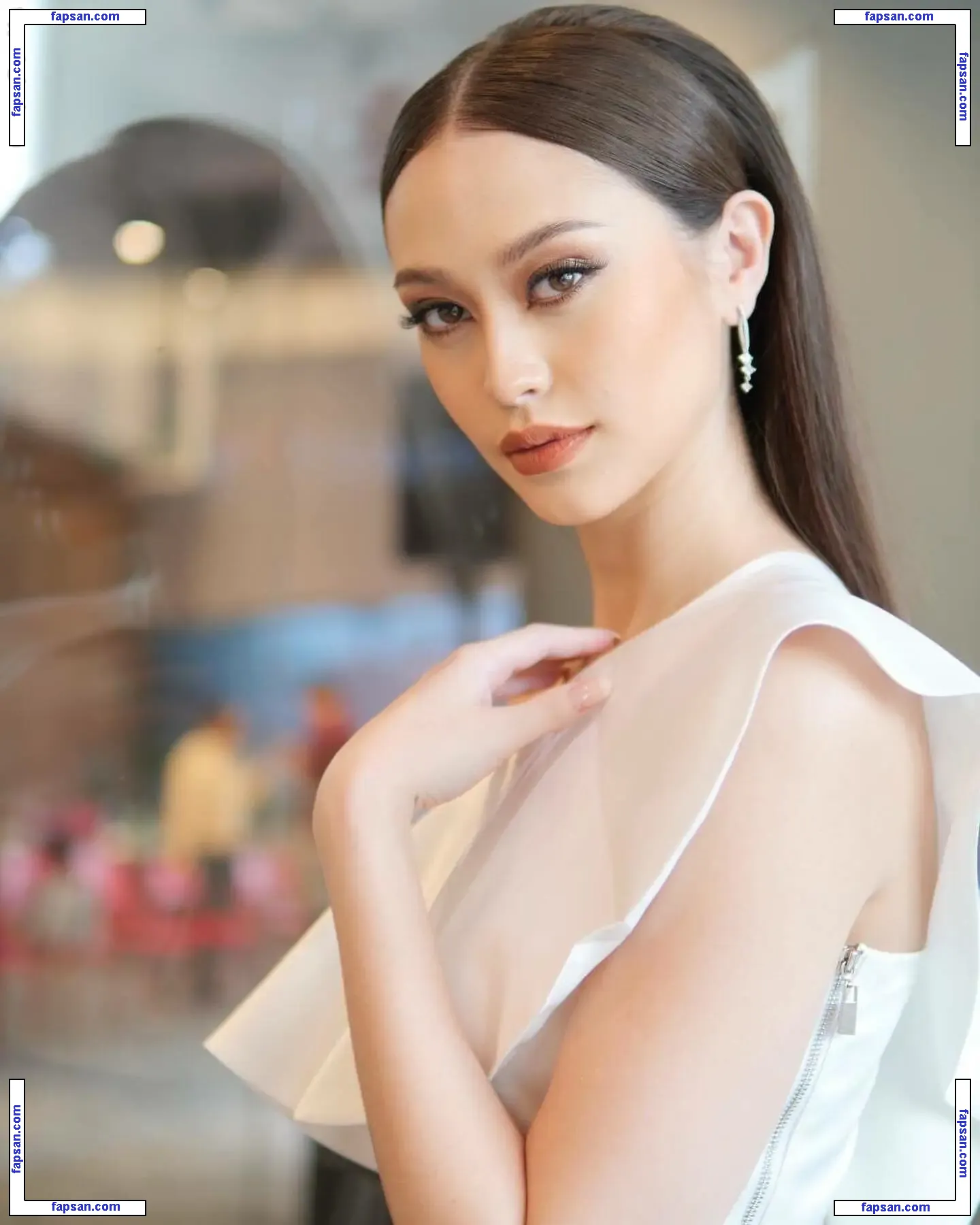 Perpetua Smith голая фото #0091 с Онлифанс