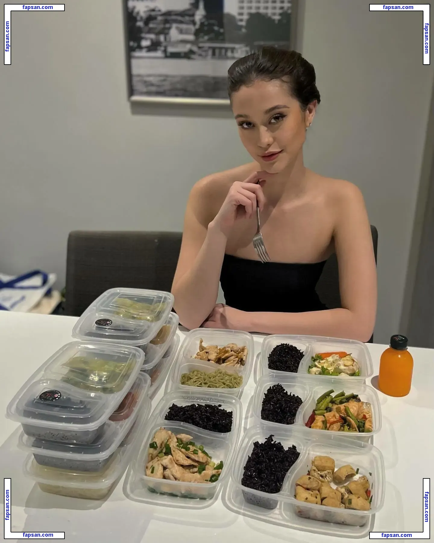 Perpetua Smith голая фото #0093 с Онлифанс