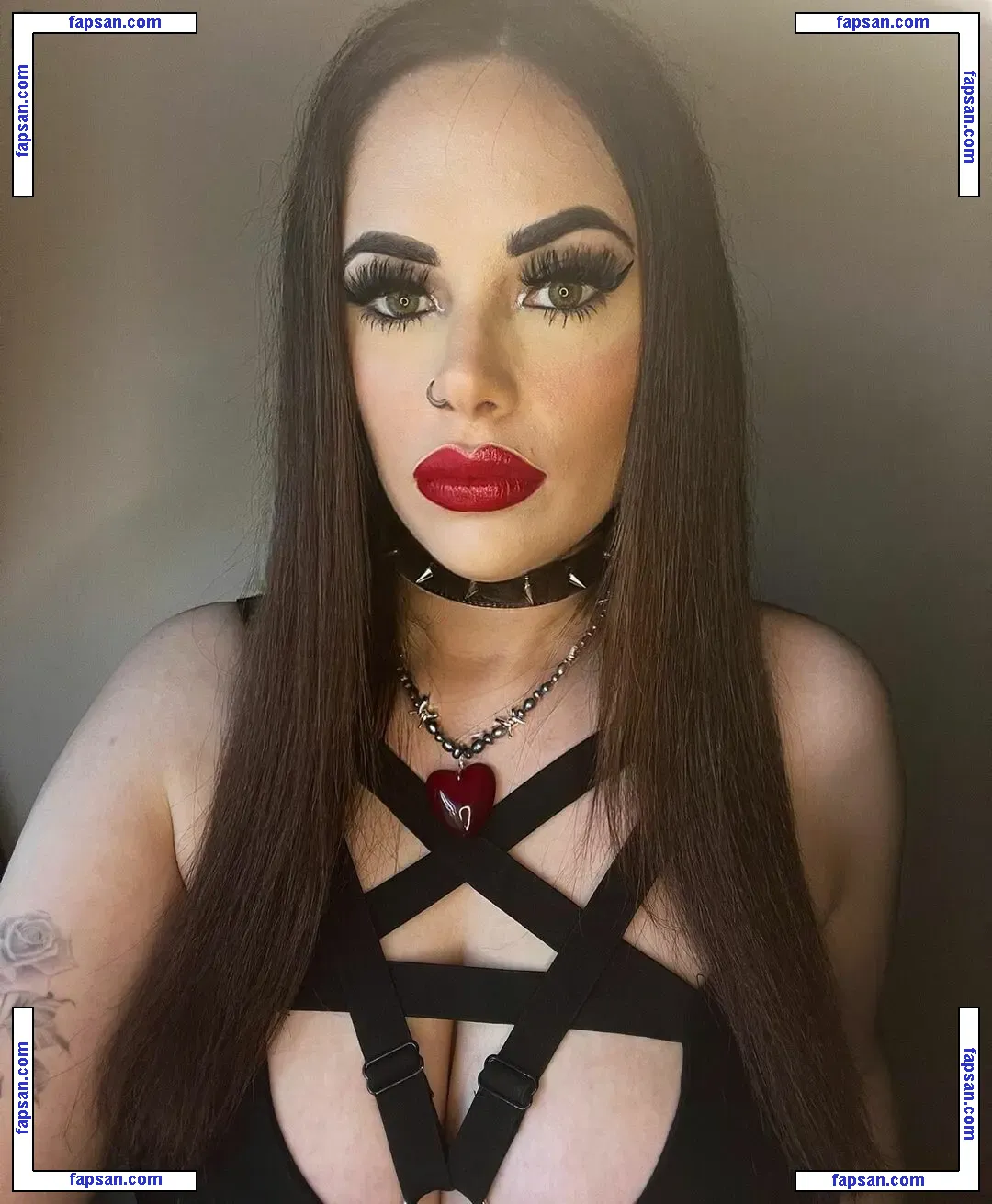 Peterborough Girls nude photo #0001 from OnlyFans
