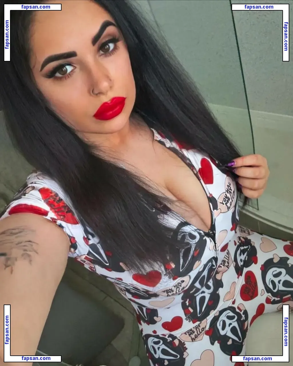 Peterborough Girls nude photo #0003 from OnlyFans